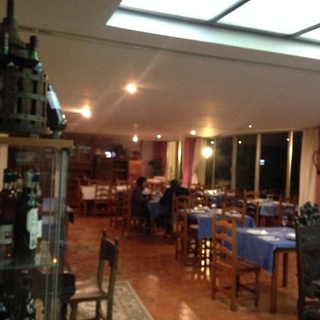 Hotel Montes Blancos Ескарай Екстериор снимка