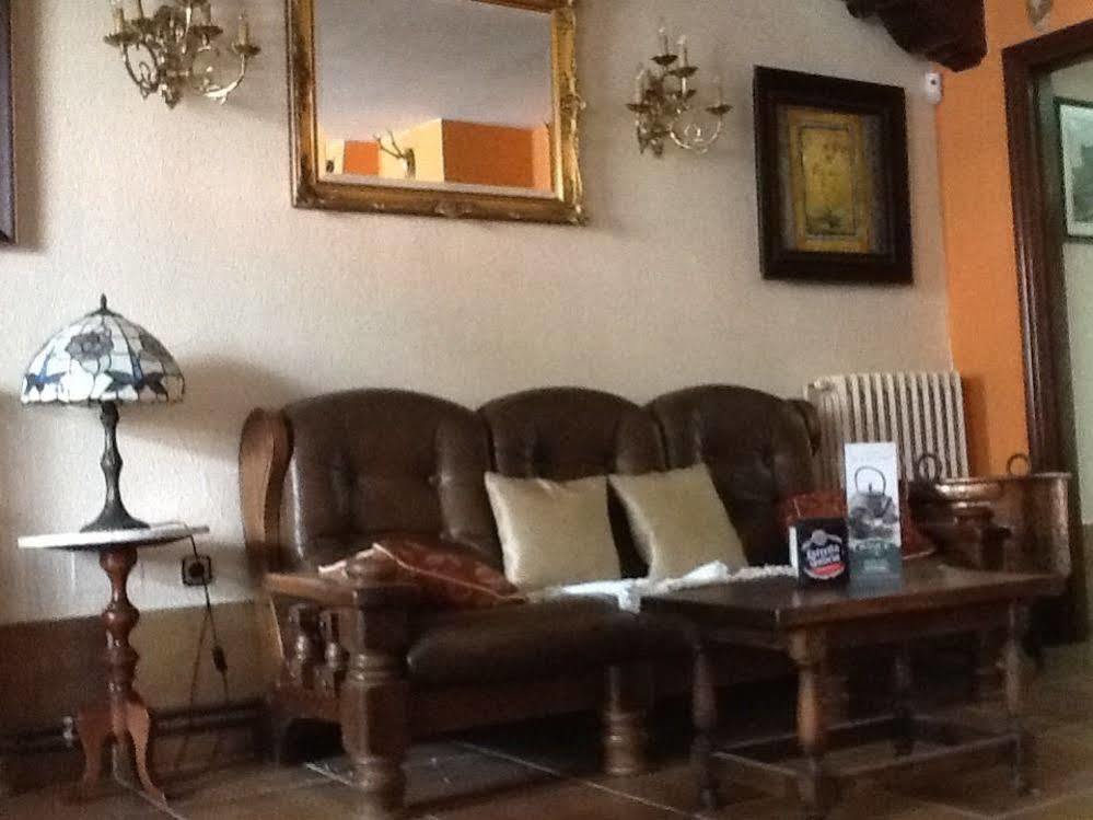 Hotel Montes Blancos Ескарай Екстериор снимка
