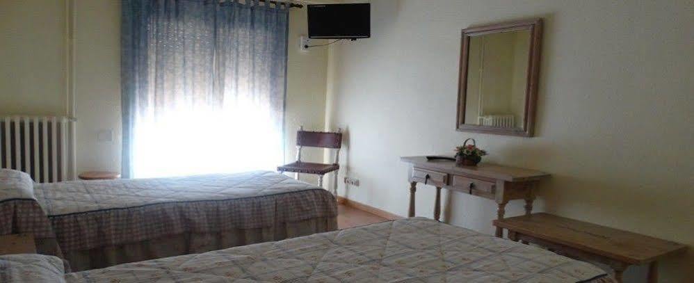 Hotel Montes Blancos Ескарай Екстериор снимка